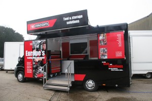 Facom 4m exhibition van